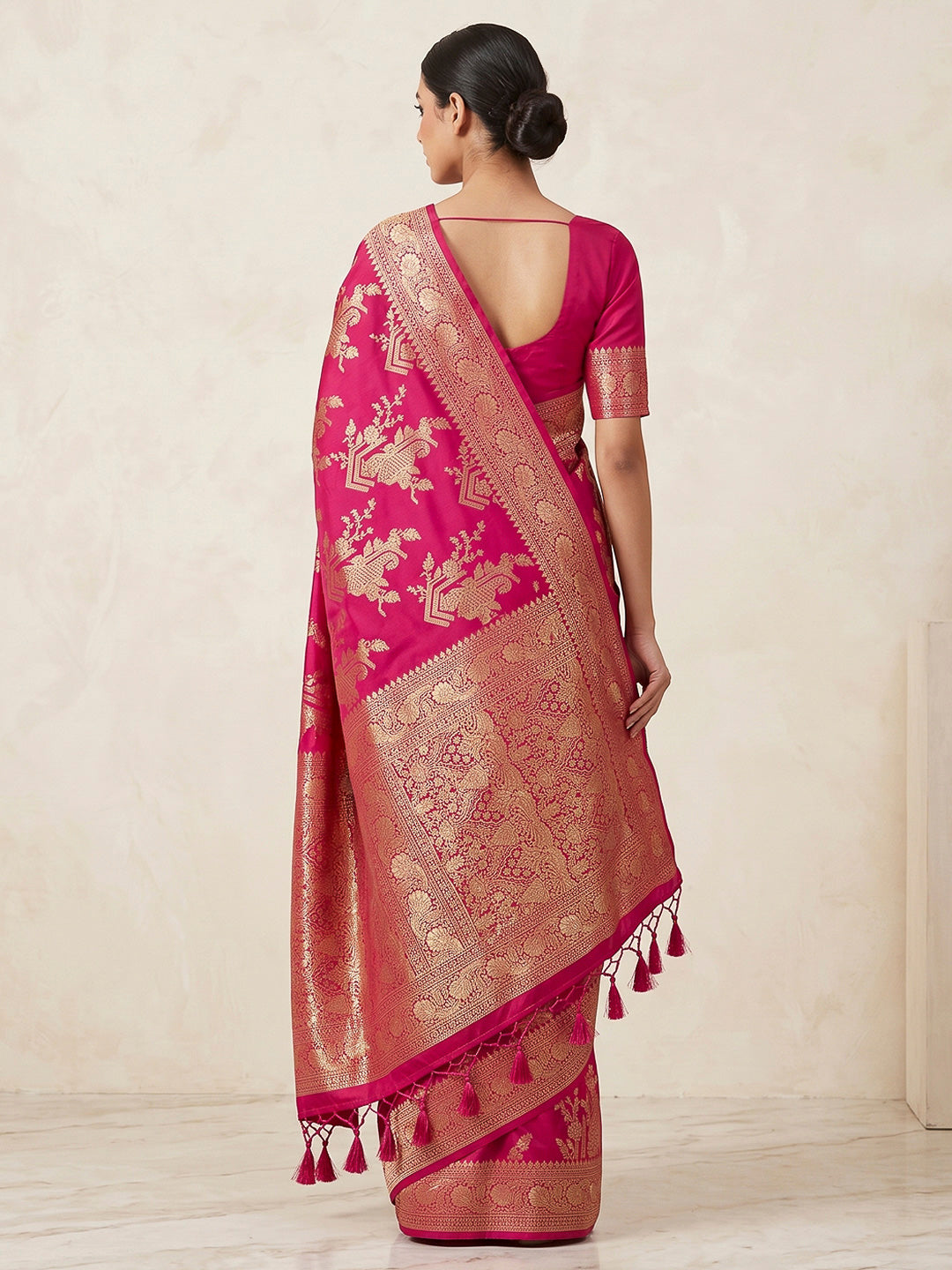 Rani Woven Design Dola Silk Saree