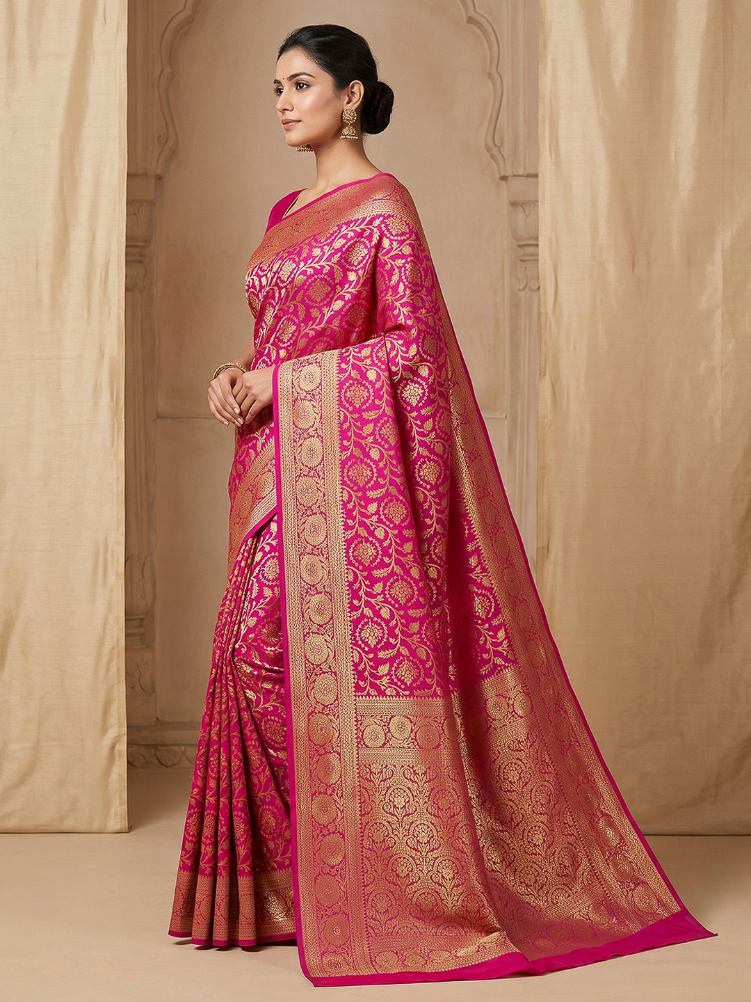 Rani Woven Design Dola Silk Saree