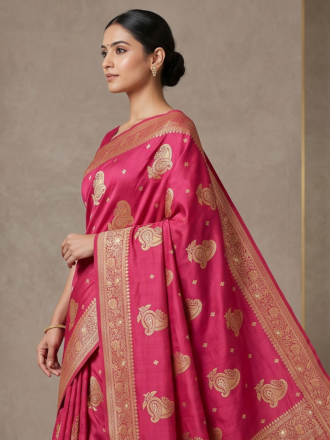 Rani Woven Design Dola Silk Saree