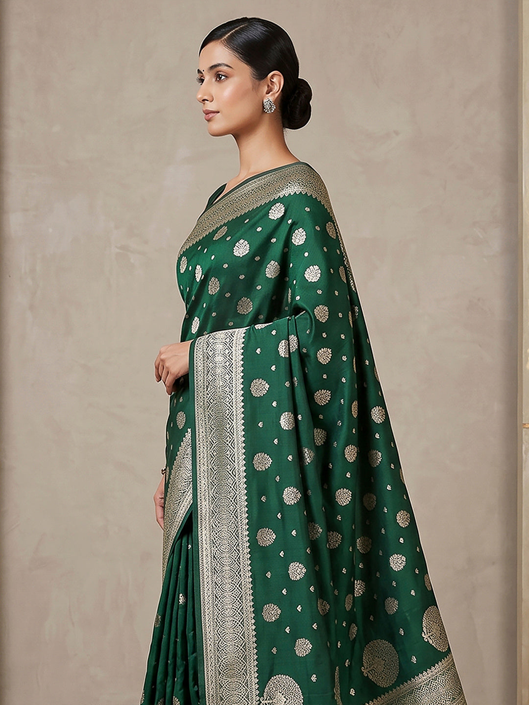 Green Woven Design Dola Silk Saree