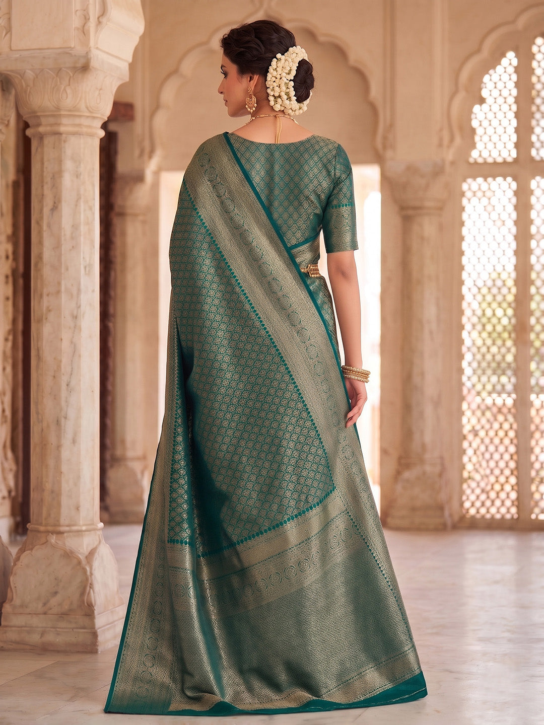 Green Woven Design Art Silk Kanjivaram Saree
