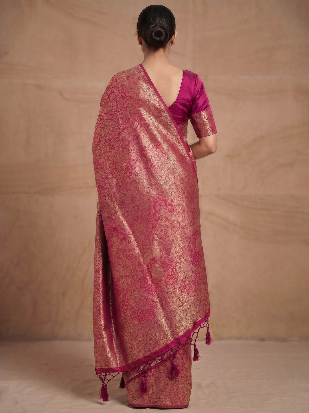 Rani Woven Design Art Silk Kanjivaram Saree
