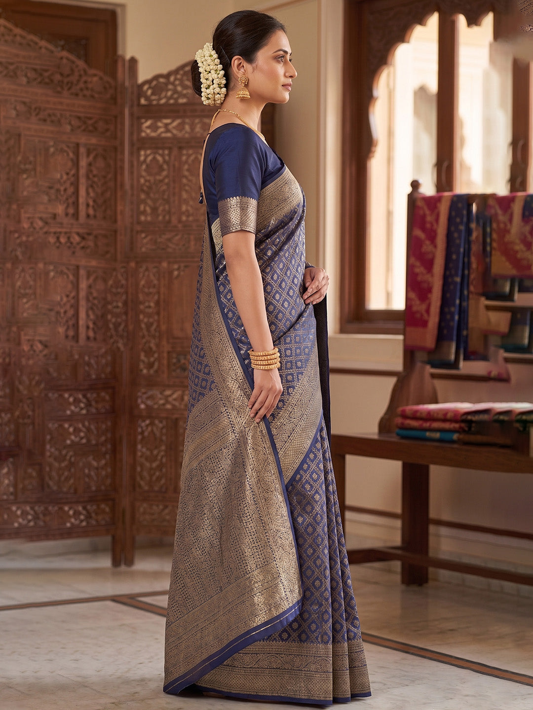 Navy Blue Woven Design Art Silk Kanjivaram Saree