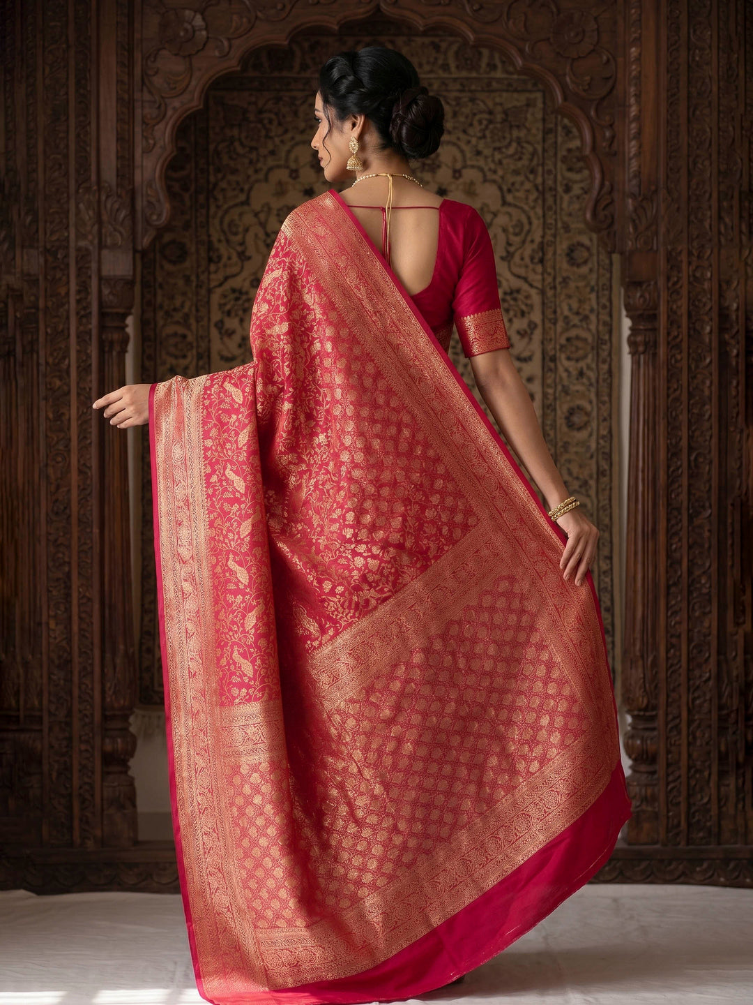 Pink Woven Design Art Silk Kanjivaram Saree