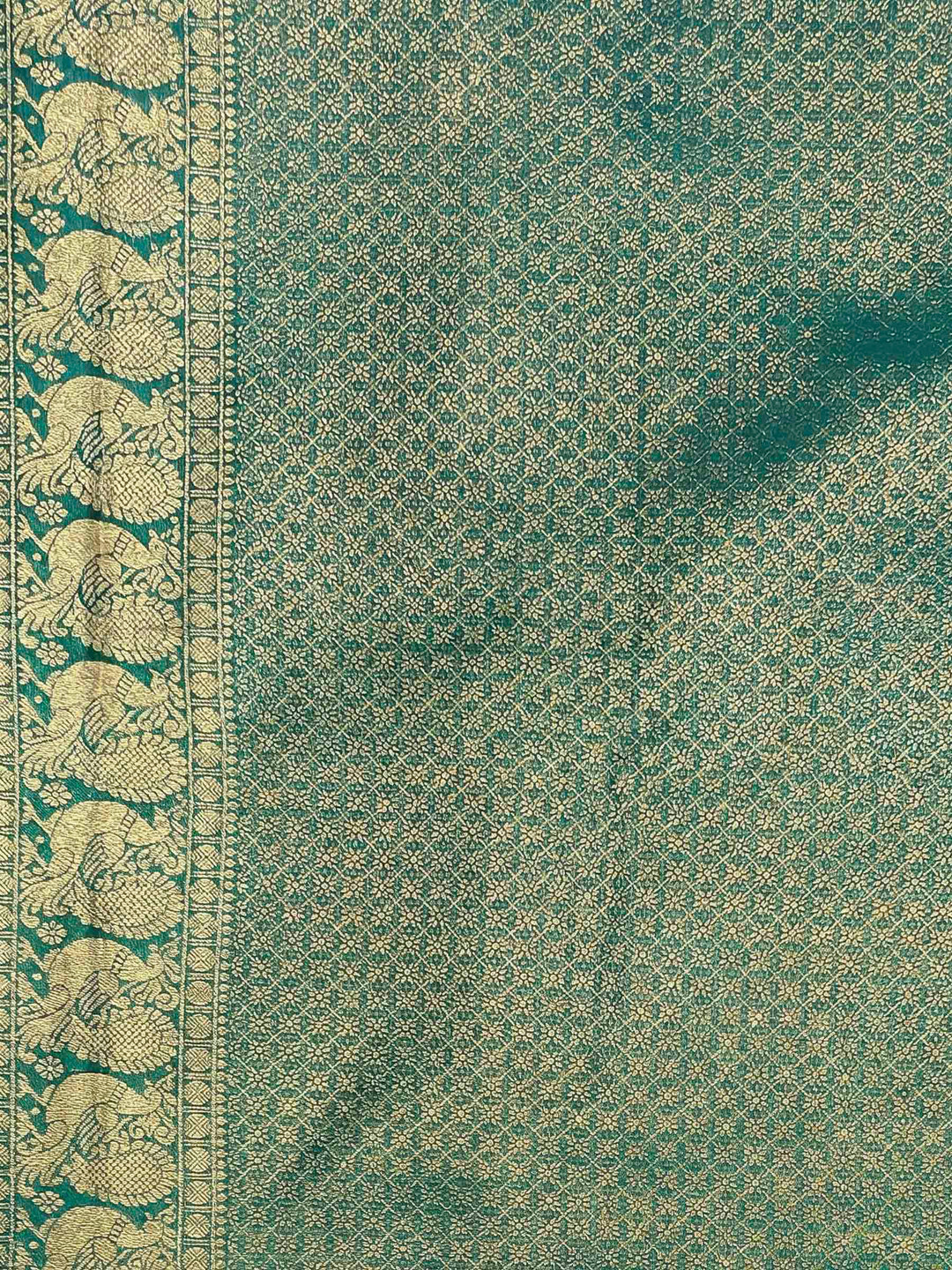 Rama Green Woven Design Art Silk Kanjivaram Saree
