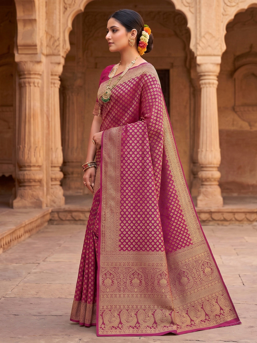 Rani Woven Design Art Silk Kanjivaram Saree