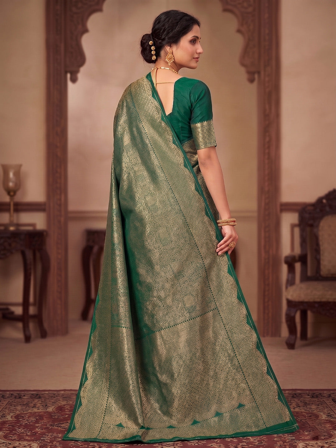 Green Woven Design Art Silk Kanjivaram Saree