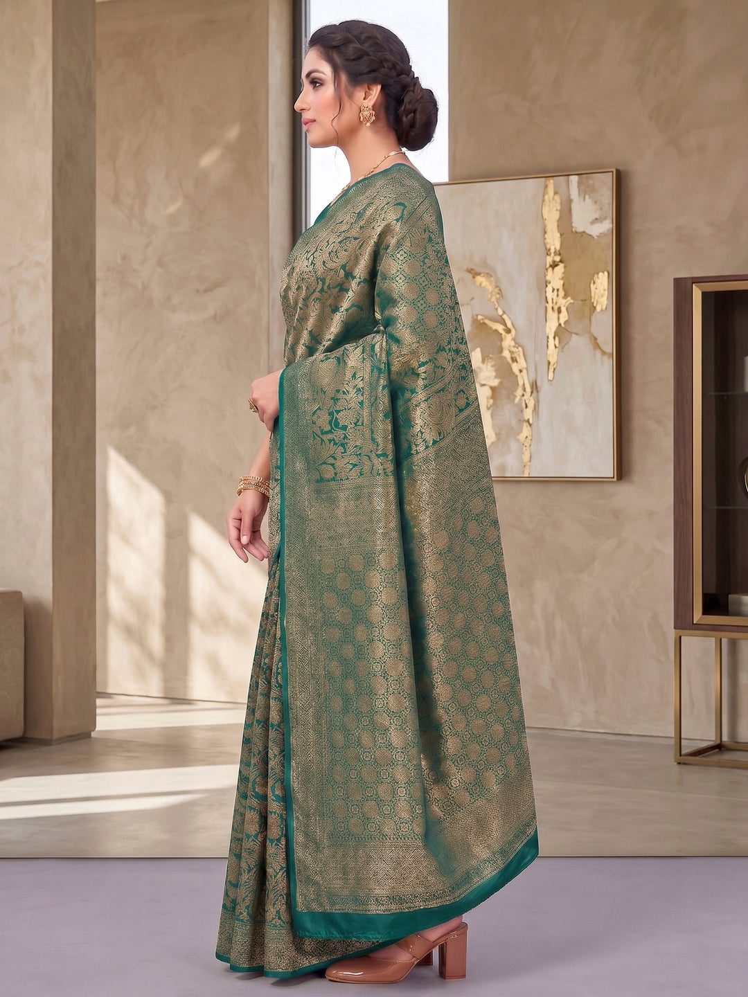 Green Woven Design Art Silk Kanjivaram Saree