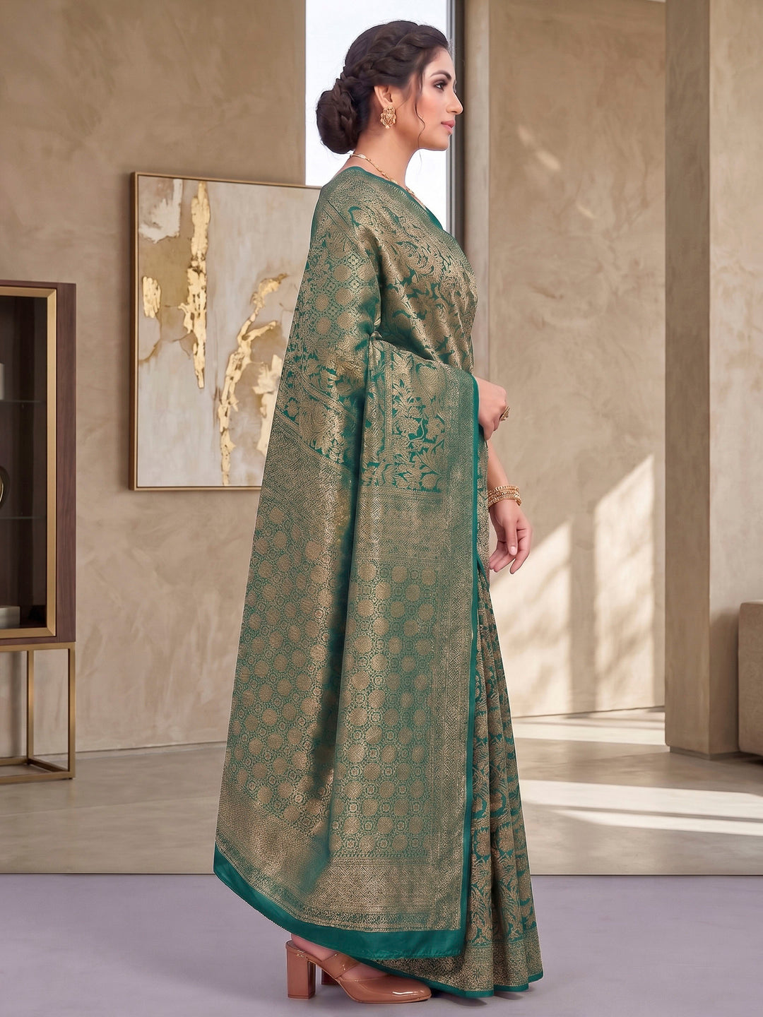 Green Woven Design Art Silk Kanjivaram Saree