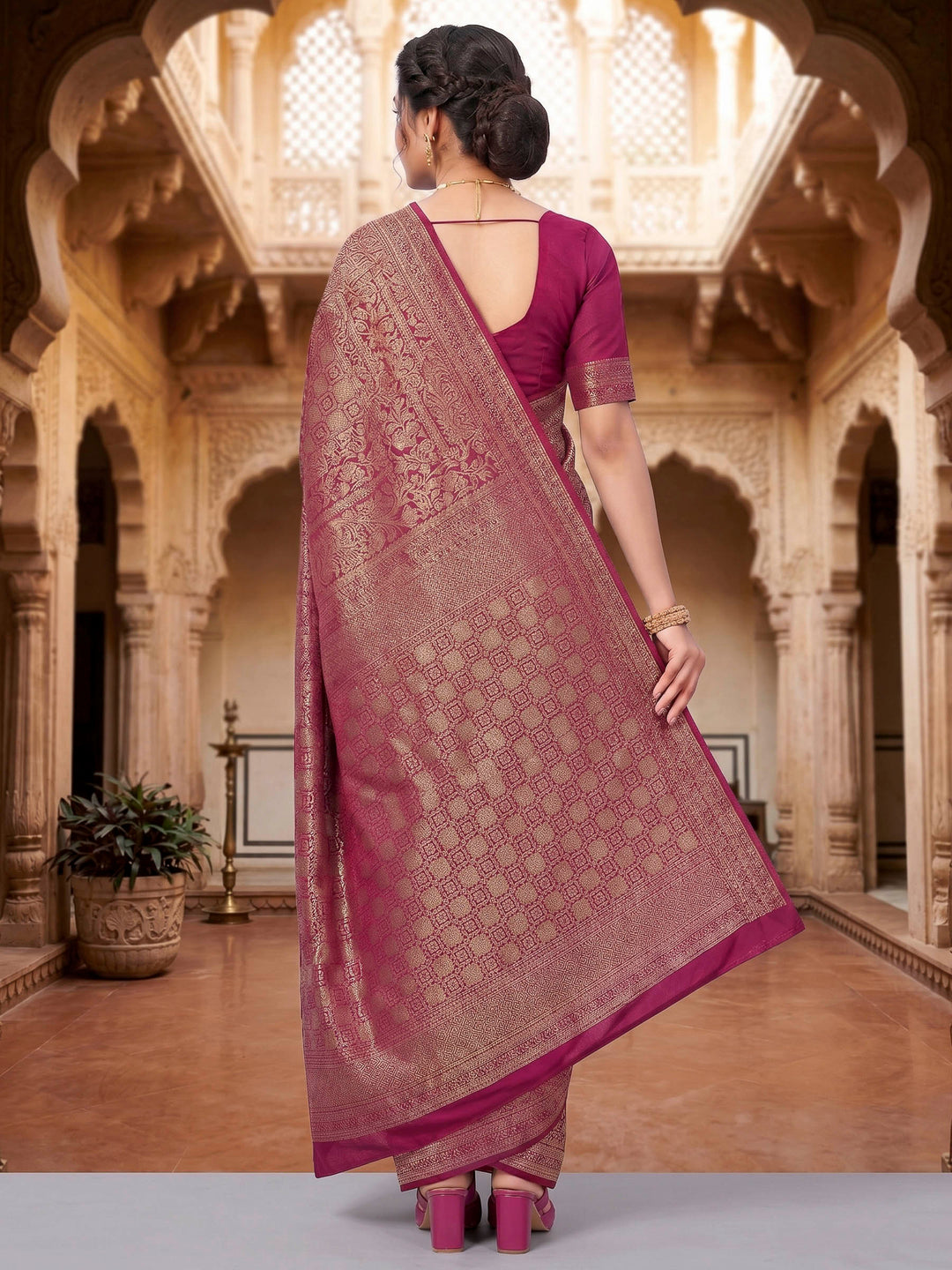 Rani Woven Design Art Silk Kanjivaram Saree