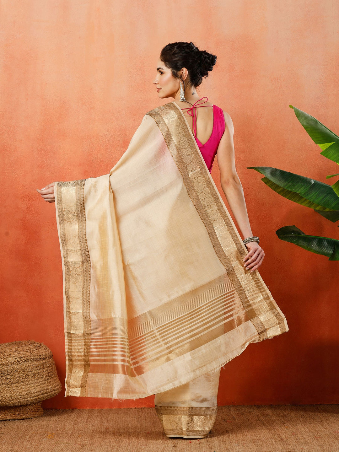 Woven Design Tussar Silk Saree