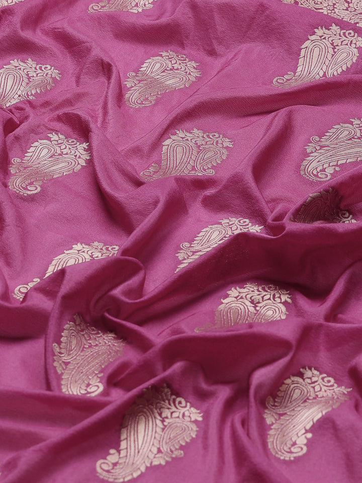 Zari Border Booti Handloom Woven Saree