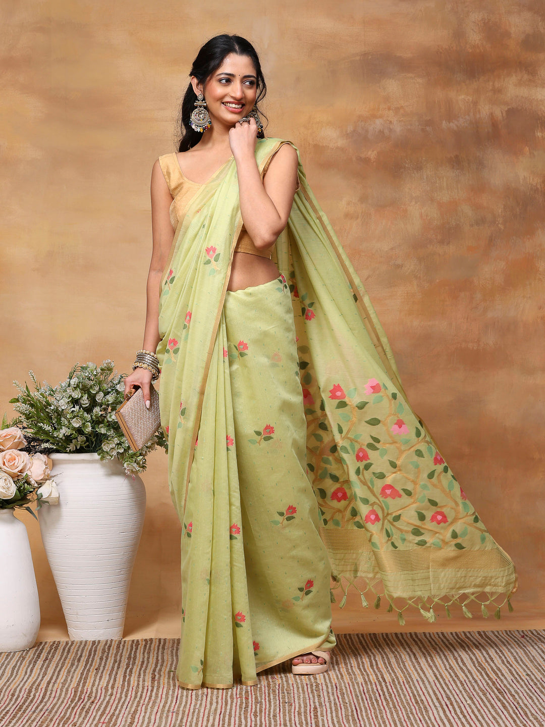 Woven Design Tussar Silk Saree