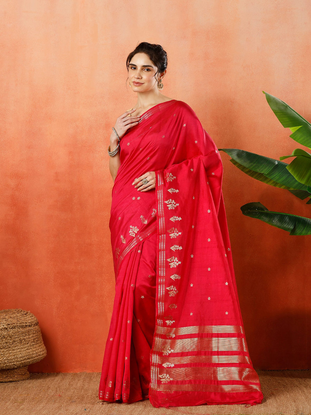Rani Zari Booti Art Silk Saree
