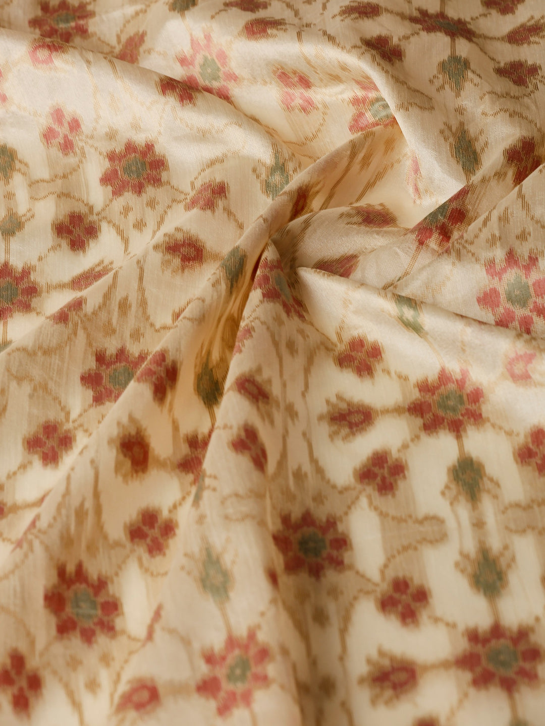 Cream Zari Jaal Tusaar Saree