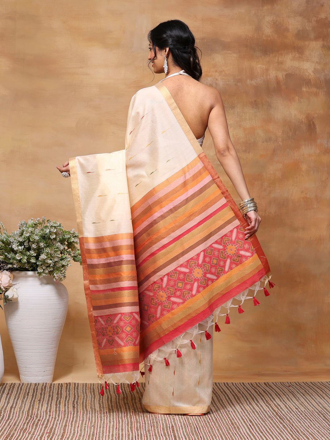 Woven Design Tussar Silk Saree