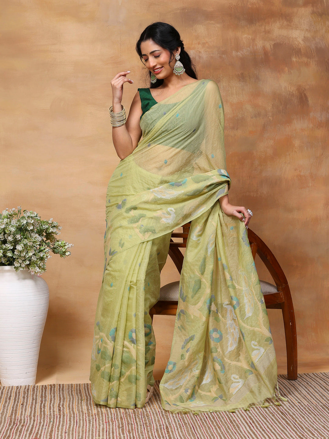 Woven Design Tussar Silk Saree