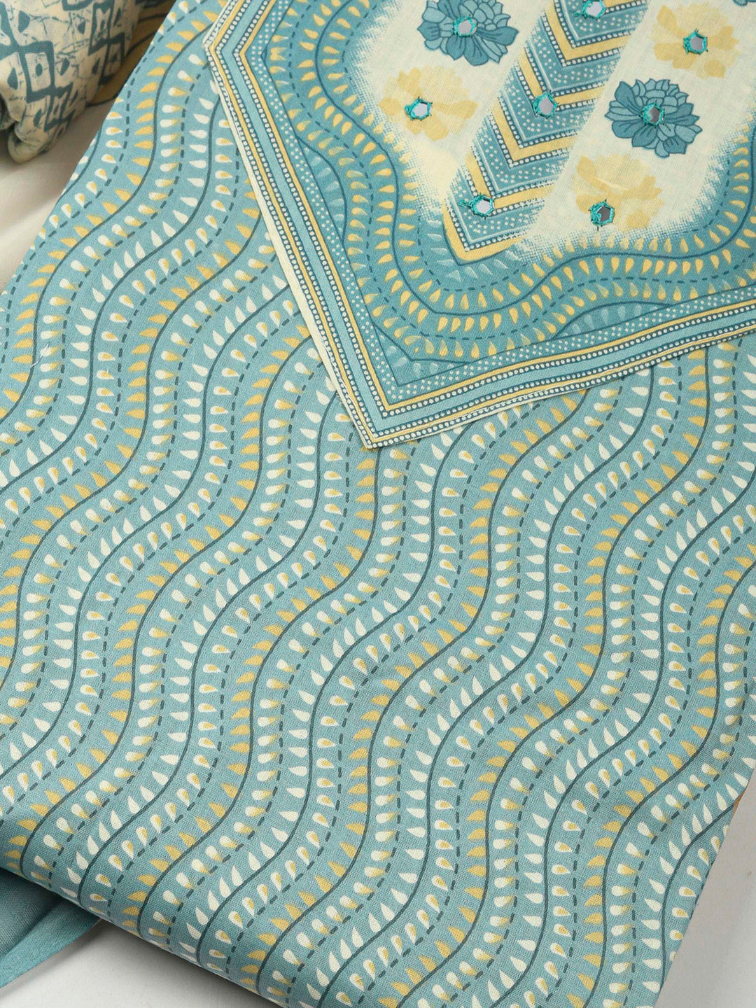 Grey Printed Cotton Blend Unstitched Dress Material