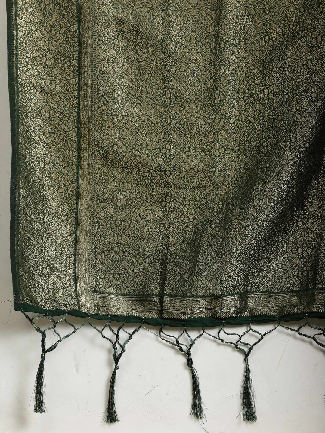 Zari Booti Woven  Crepe Saree
