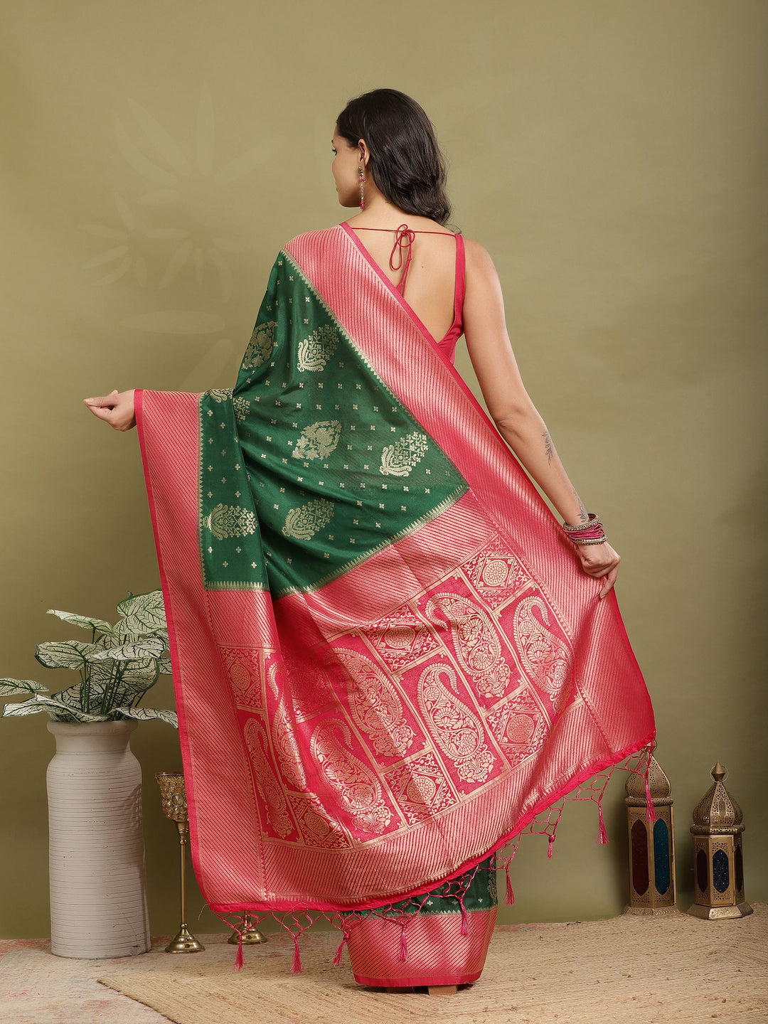 Zari Booti Woven  Crepe Saree