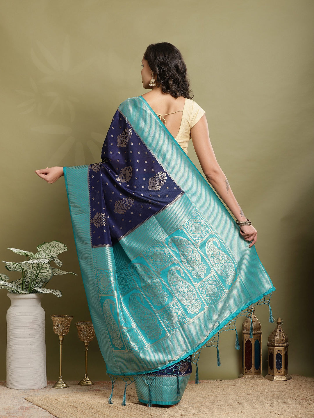 Zari Booti Woven  Crepe Saree
