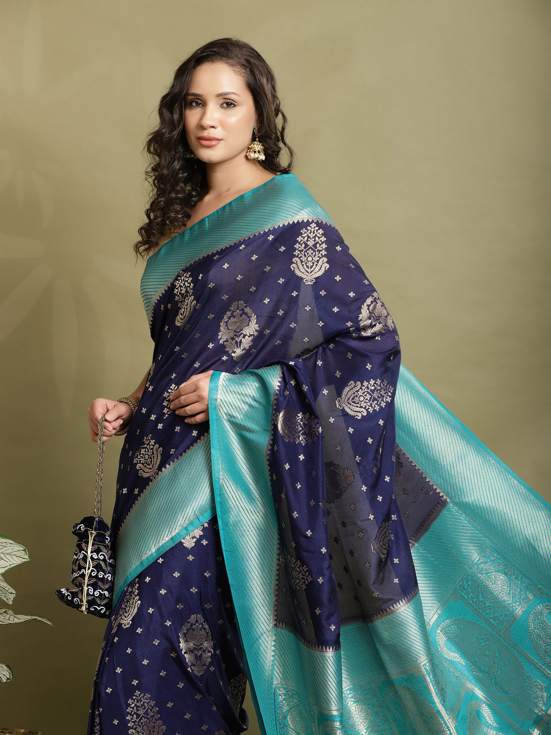 Zari Booti Woven  Crepe Saree