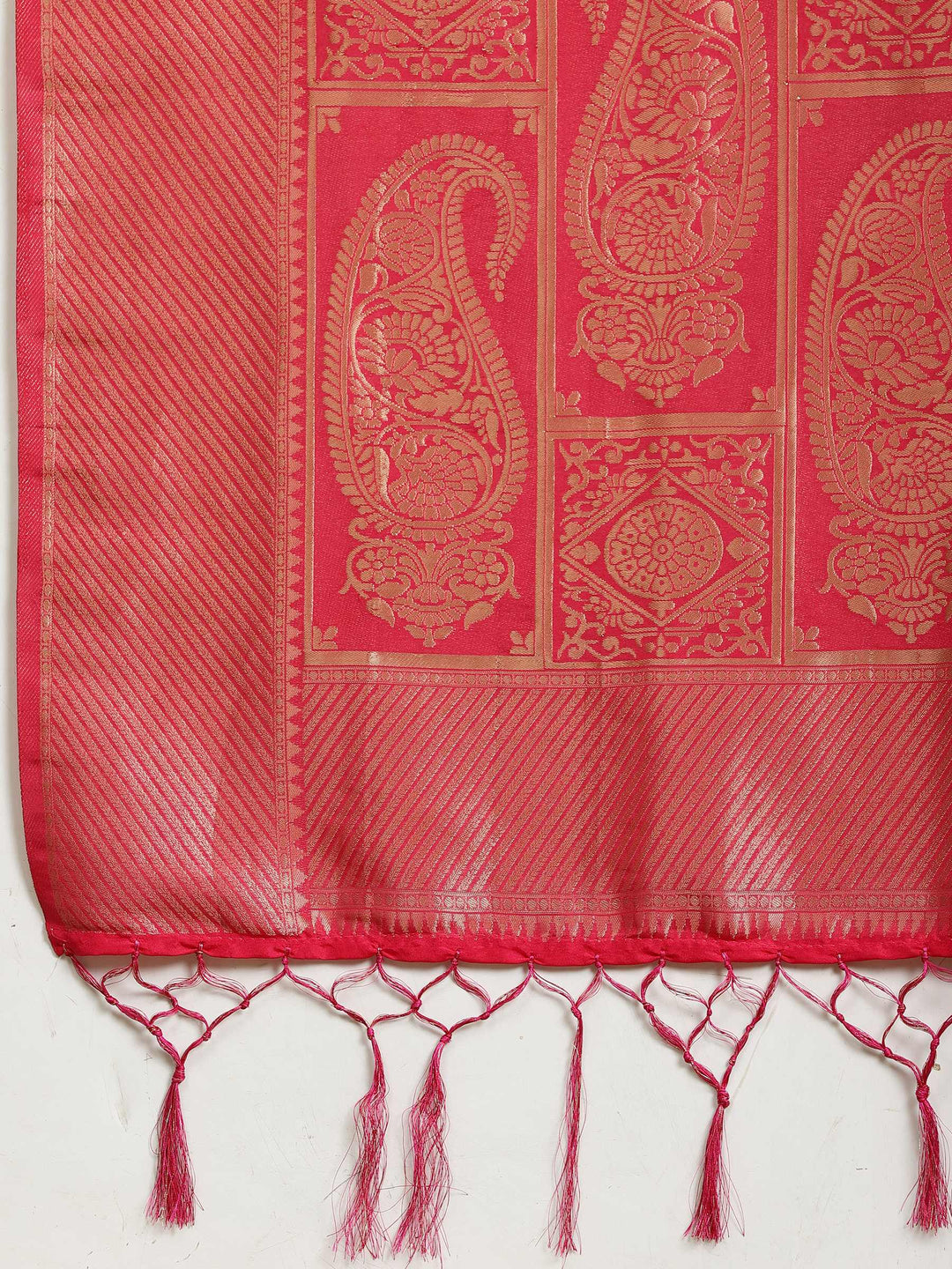 Zari Booti Woven  Crepe Saree
