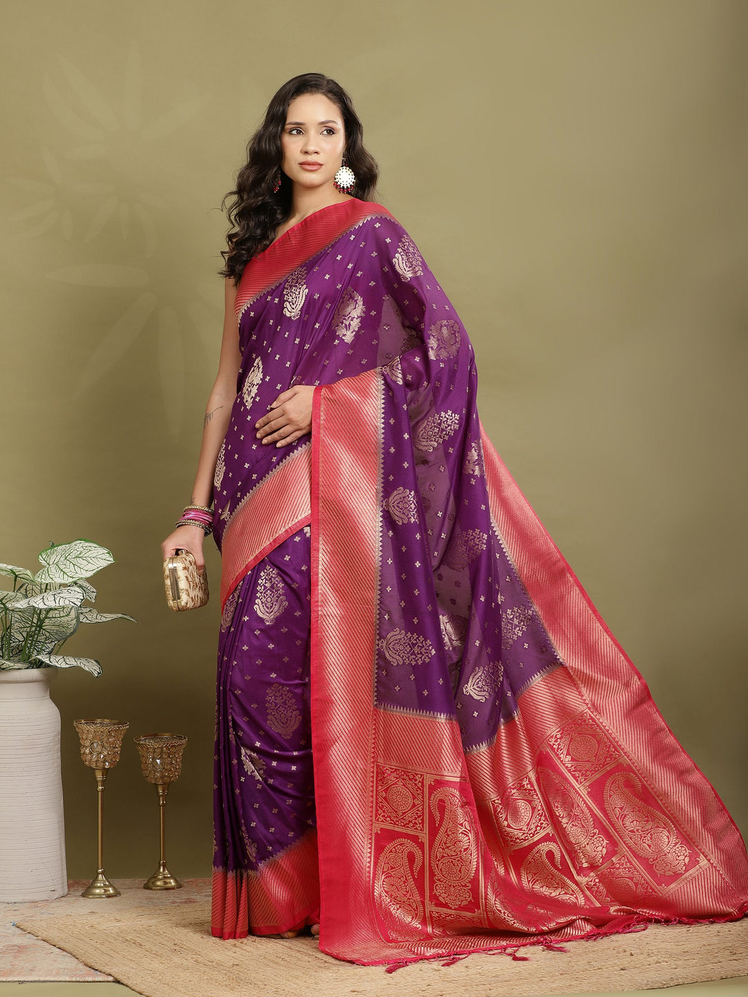 Zari Booti Woven  Crepe Saree