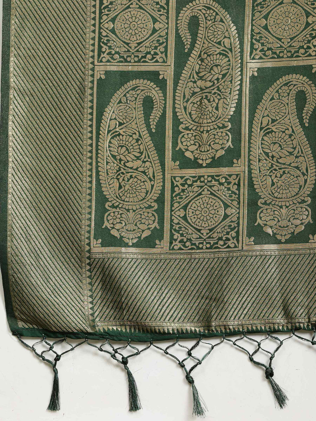 Zari Booti Woven  Crepe Saree