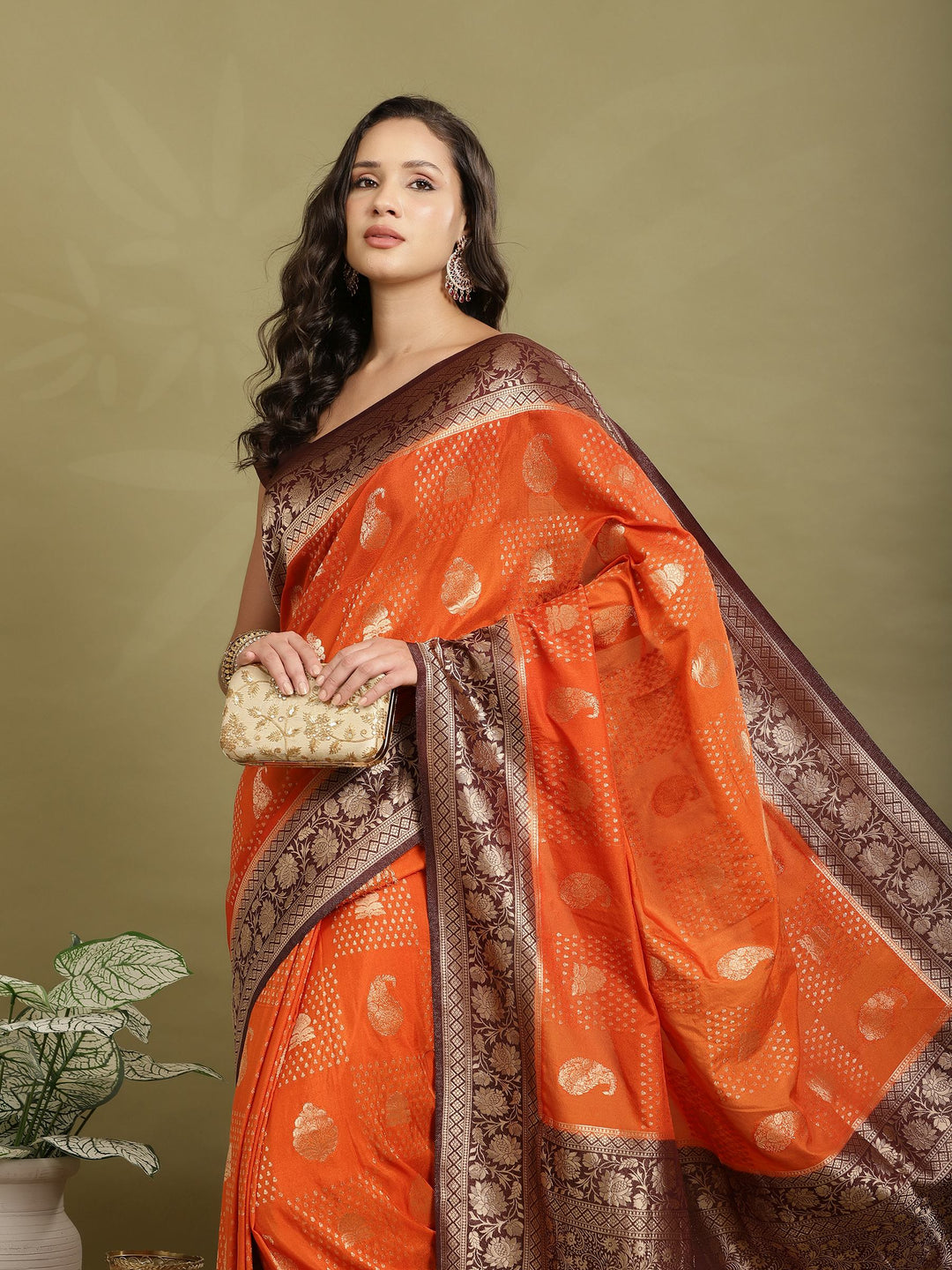 Zari Booti Woven  Crepe Saree