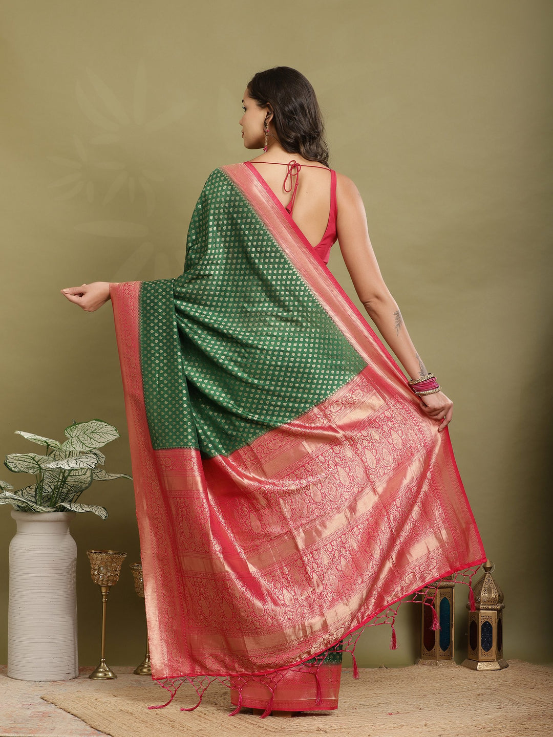 Zari Booti Woven  Crepe Saree