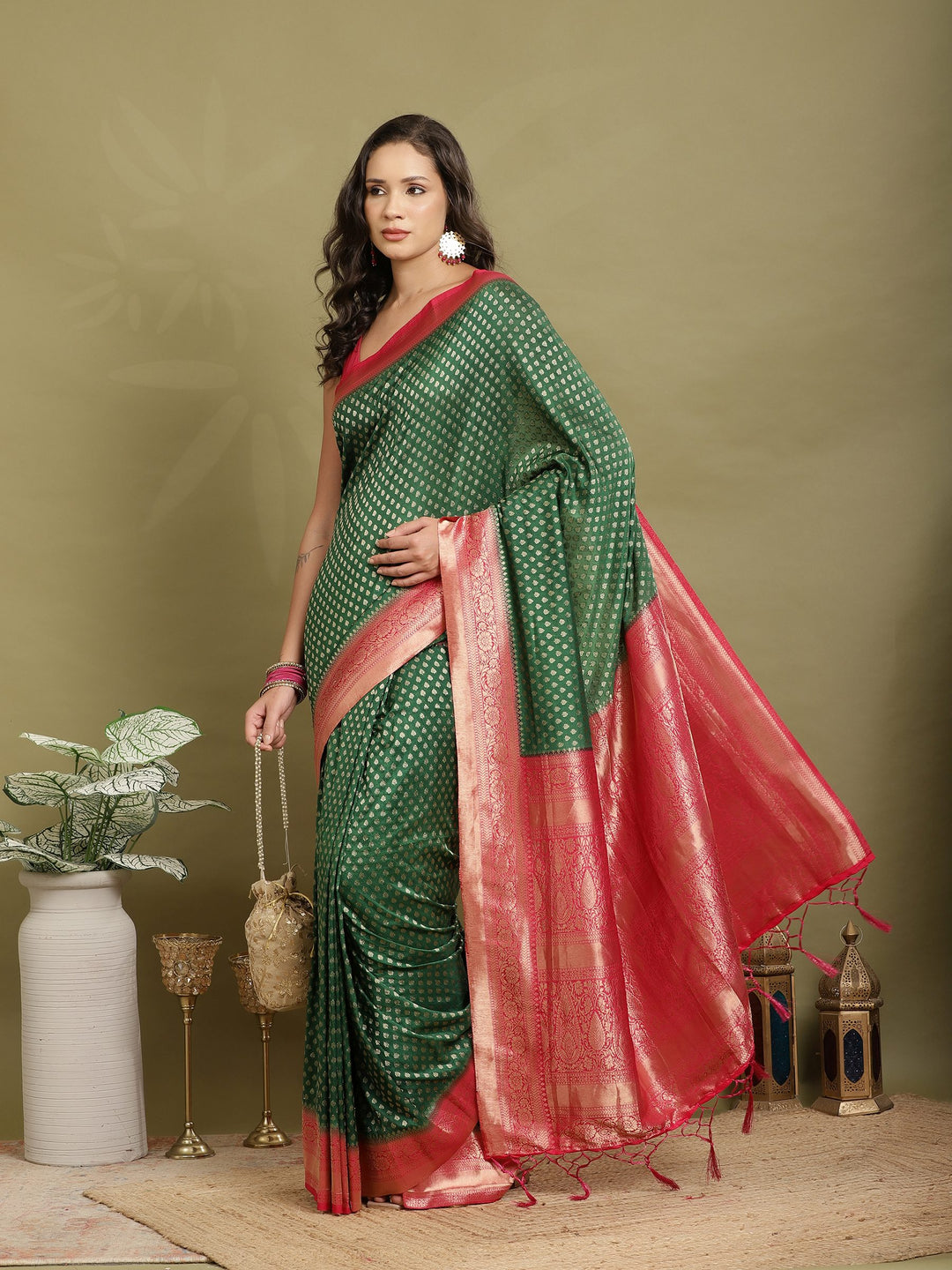 Zari Booti Woven  Crepe Saree