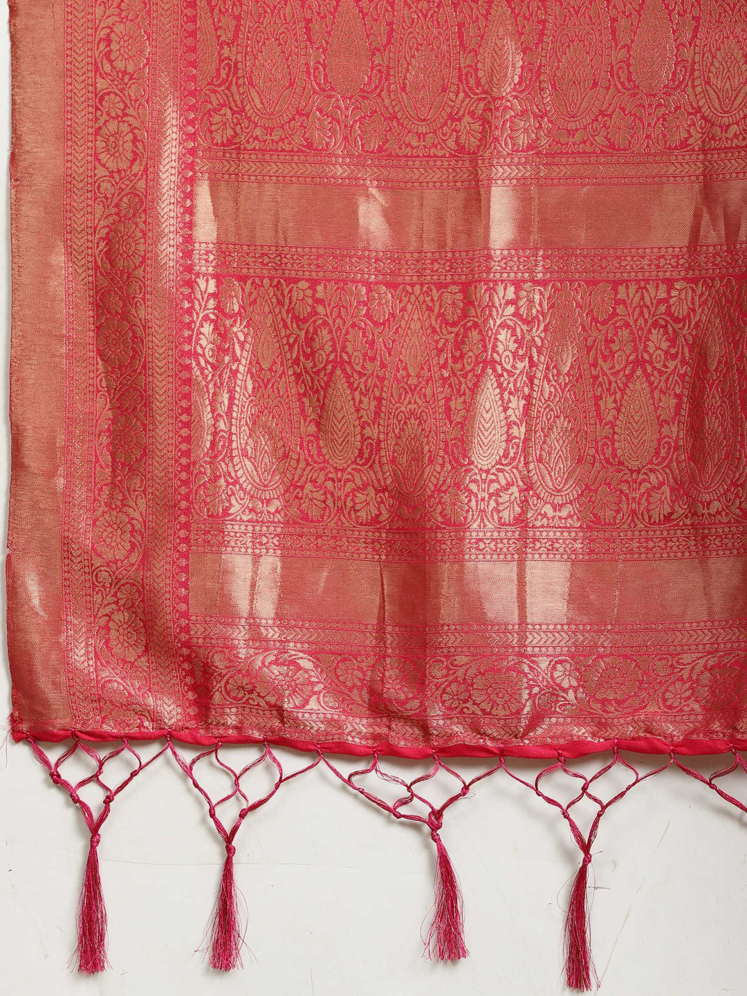 Zari Booti Woven  Crepe Saree