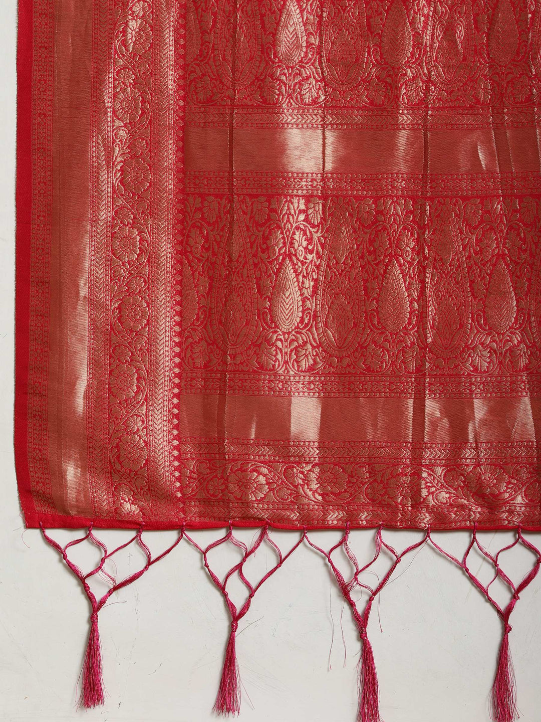 Zari Booti Woven  Crepe Saree