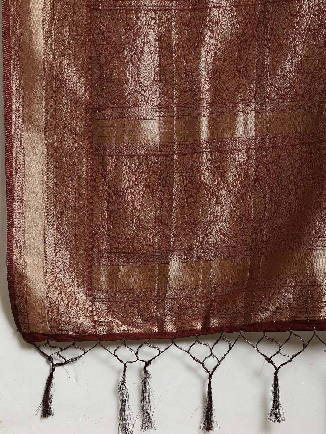 Zari Booti Woven  Crepe Saree
