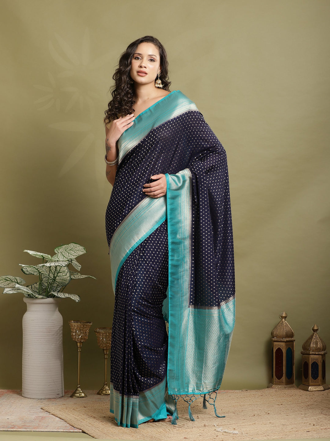 Zari Booti Woven  Crepe Saree