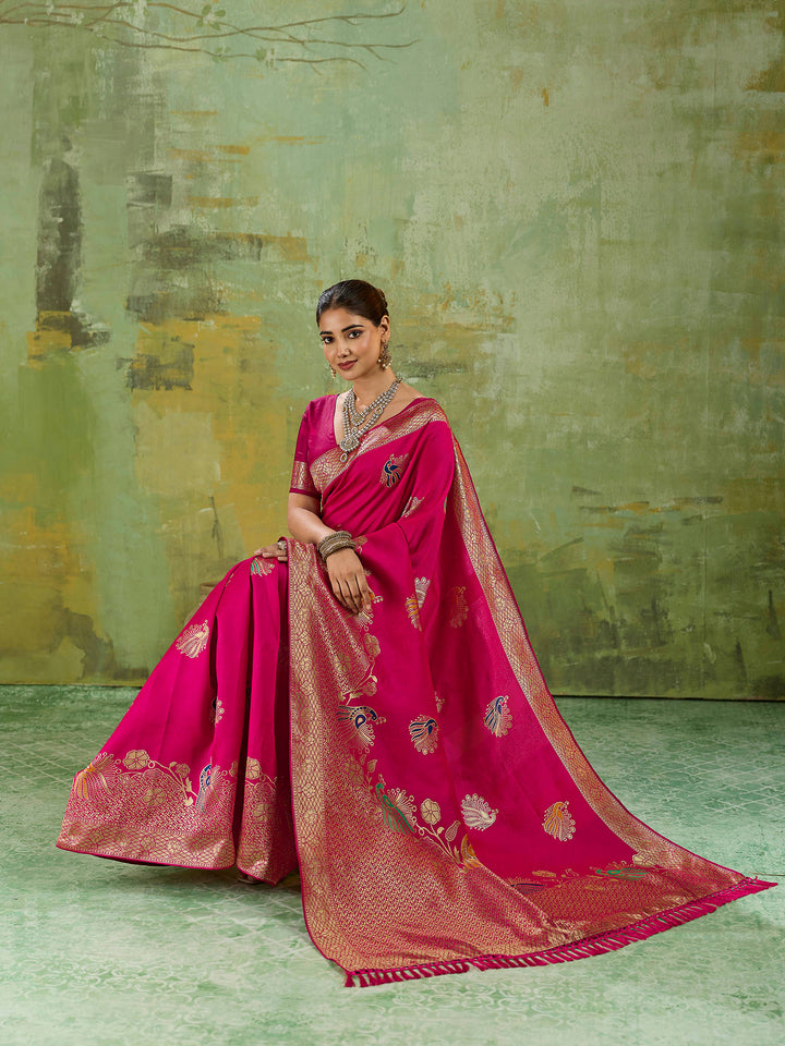 Pink-Lt Art Silk Woven Sarees