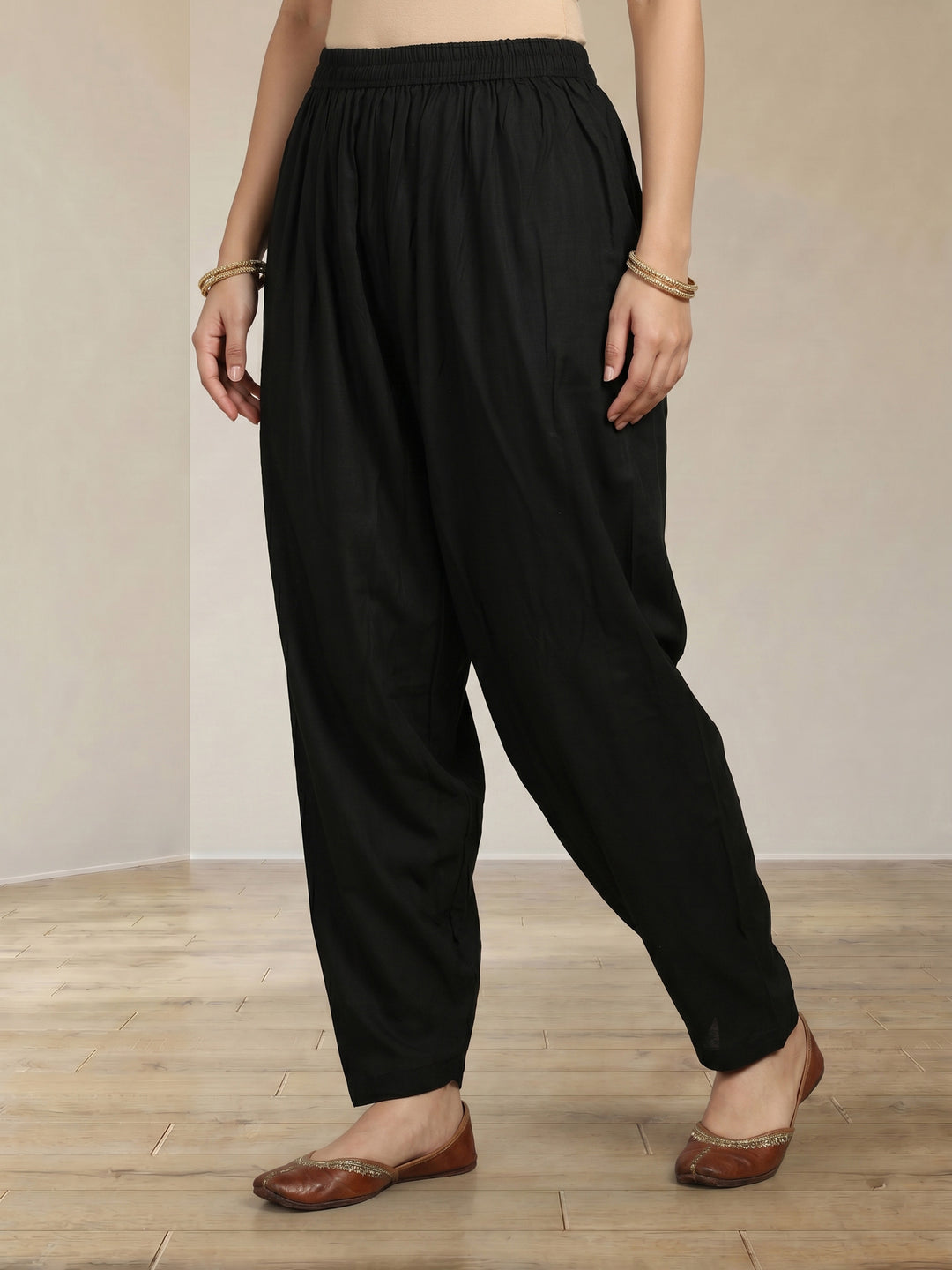 Black Embroidered Cotton Blend Round Neck Suit Set