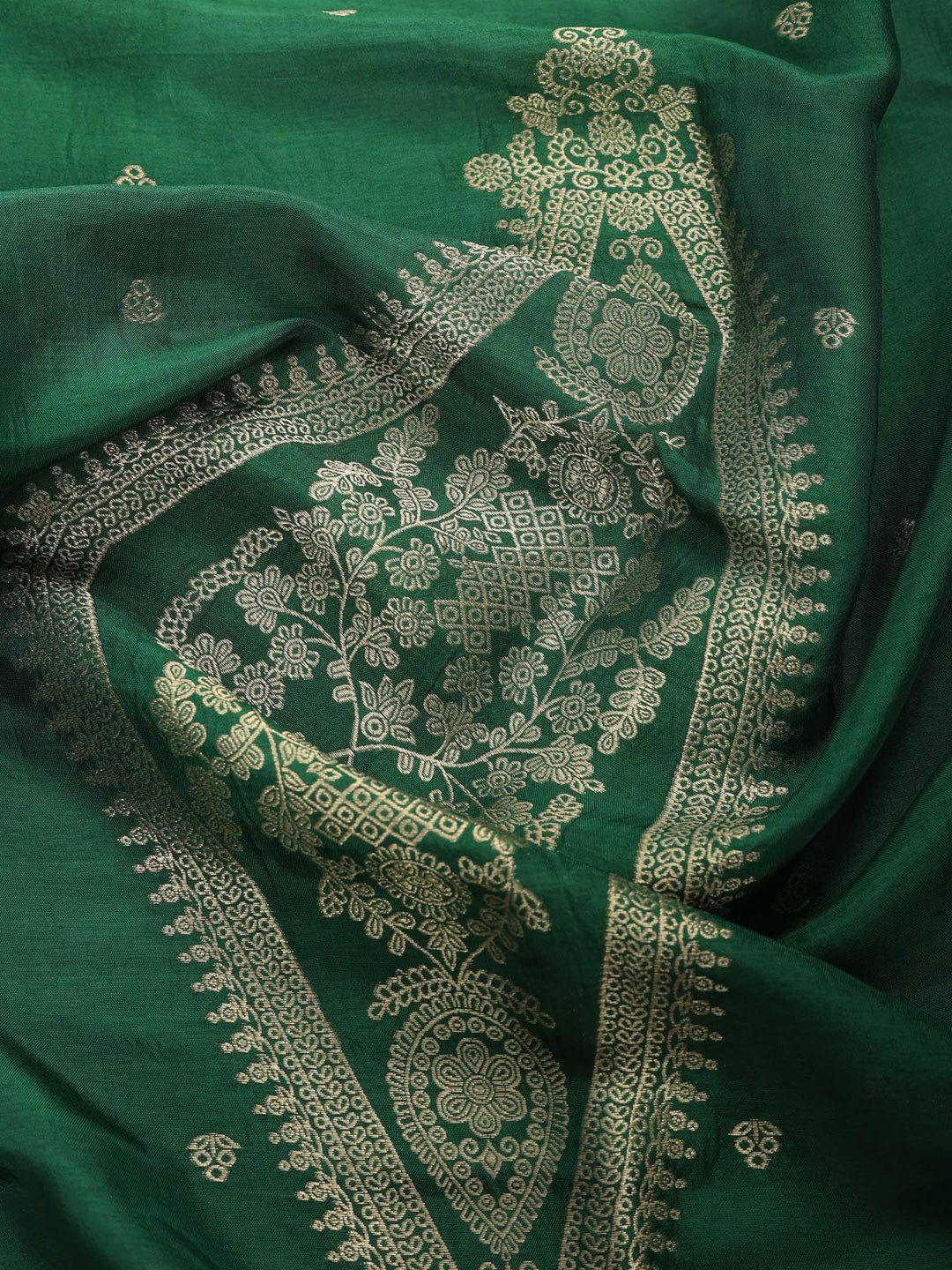 Green Embroidered Art Silk Round Neck Suit Set