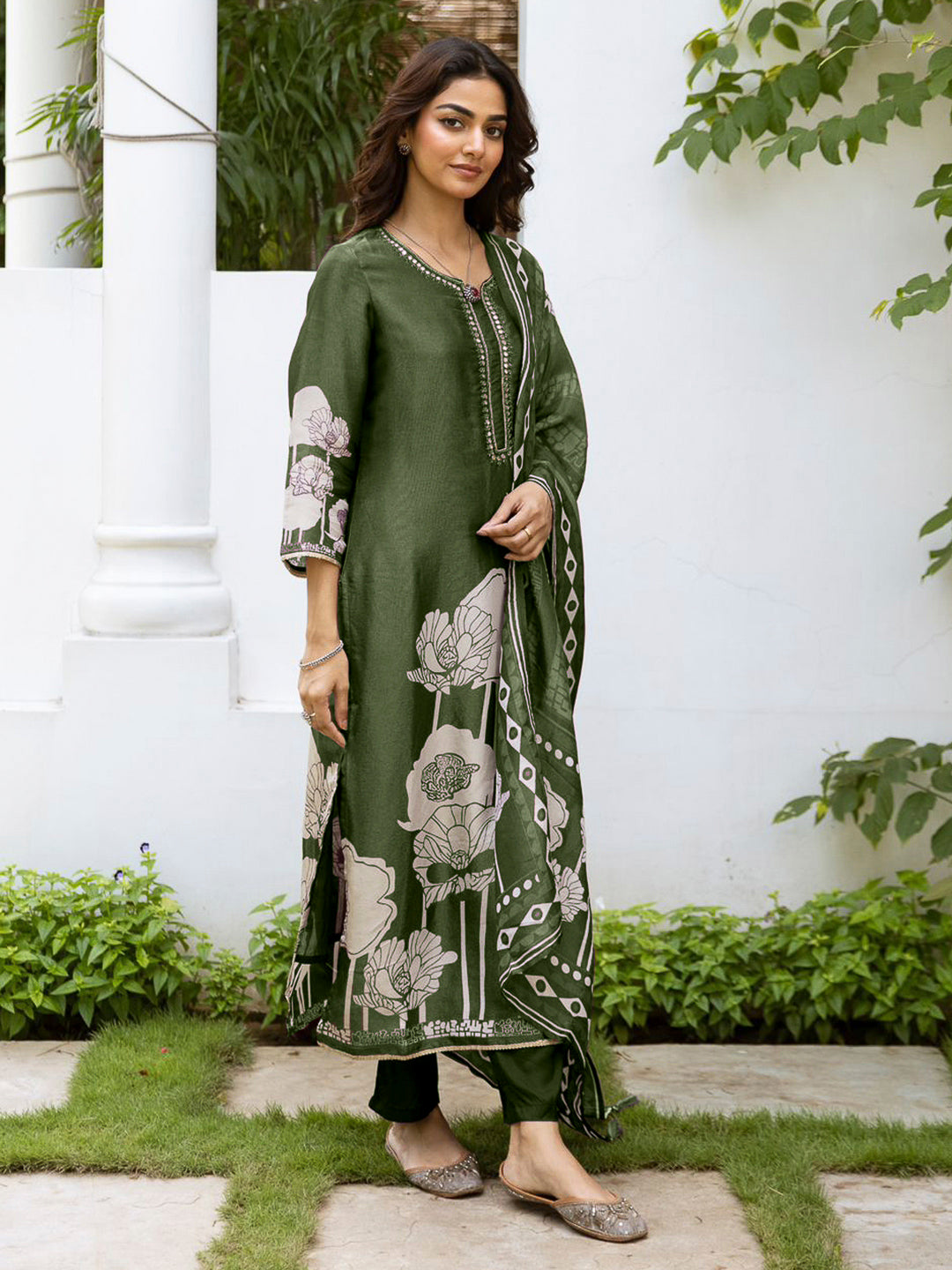 Green Embroidered Tissue Kurta With Pant &amp; Dupatta