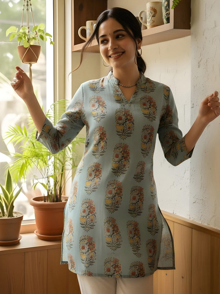 Blue Cotton Blend Printed Kurta