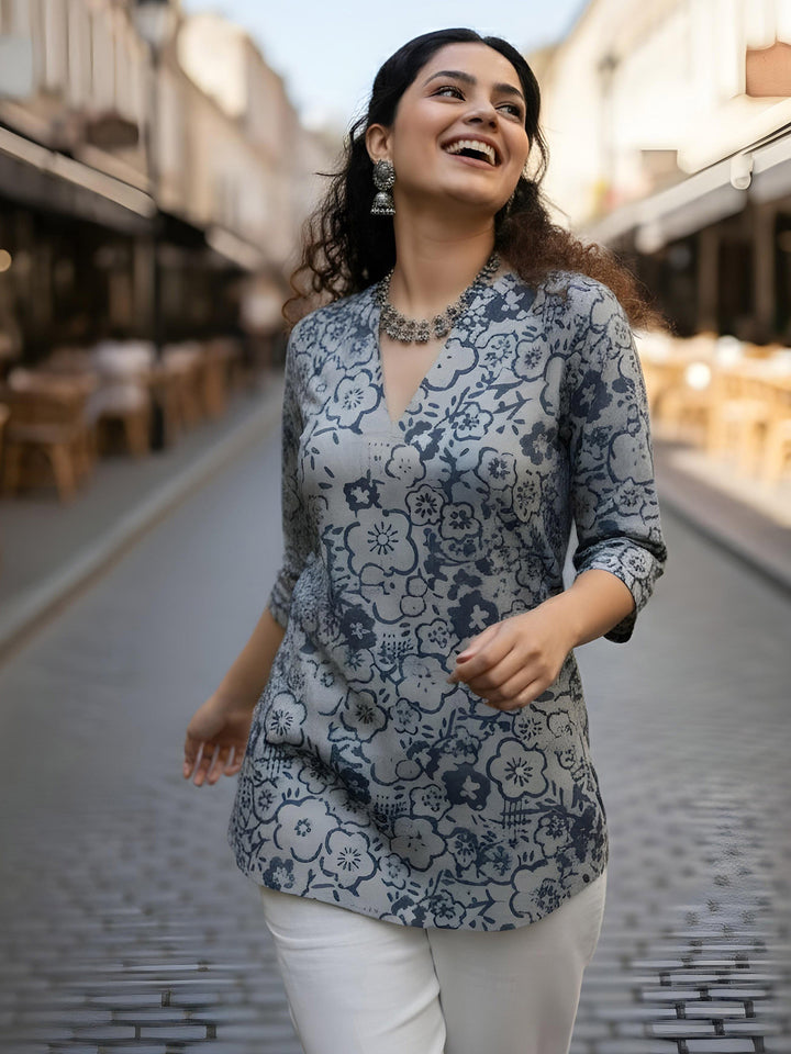 Blue Cotton Blend Printed Kurta