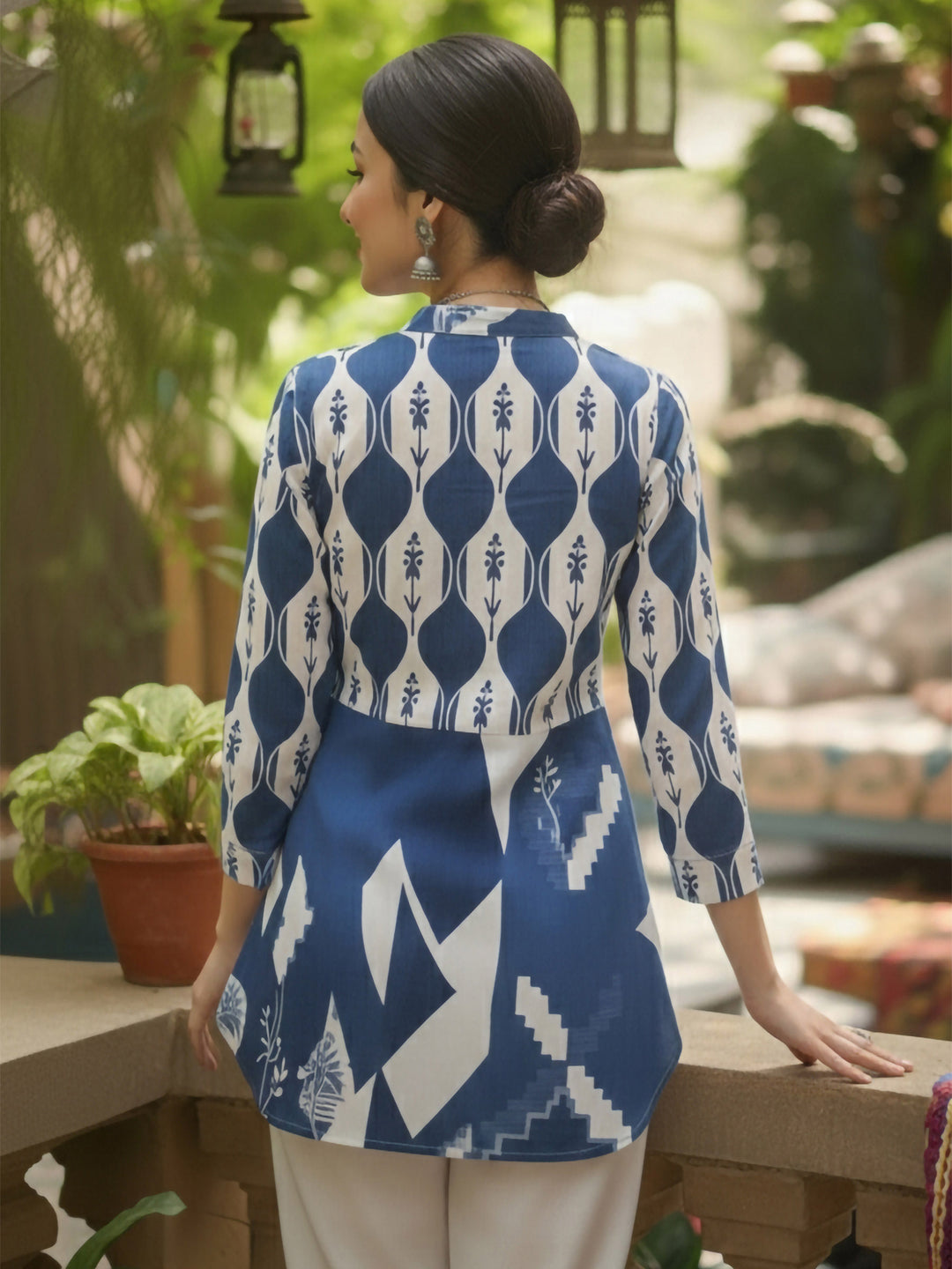 Blue Cotton Blend Printed Kurta