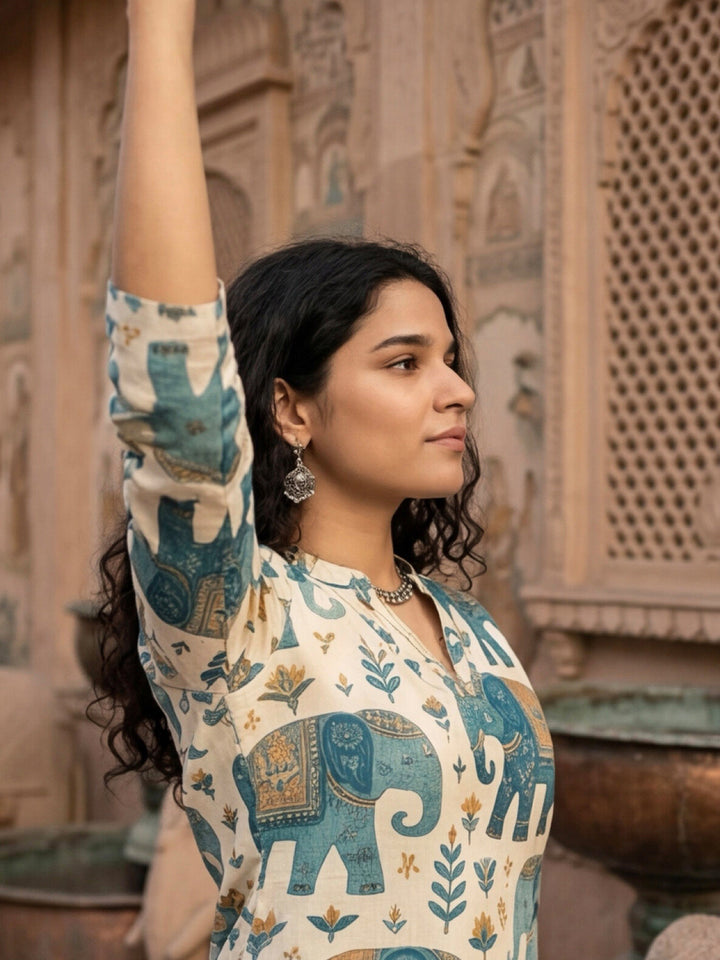 Blue Cotton Blend Printed Kurta