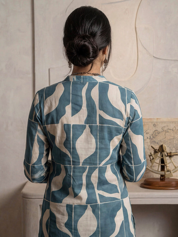 Blue Cotton Blend Printed Kurta