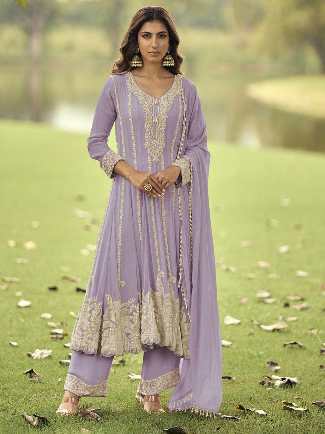 Lavender Embroidered Georgette Kurta Pant Dupatta