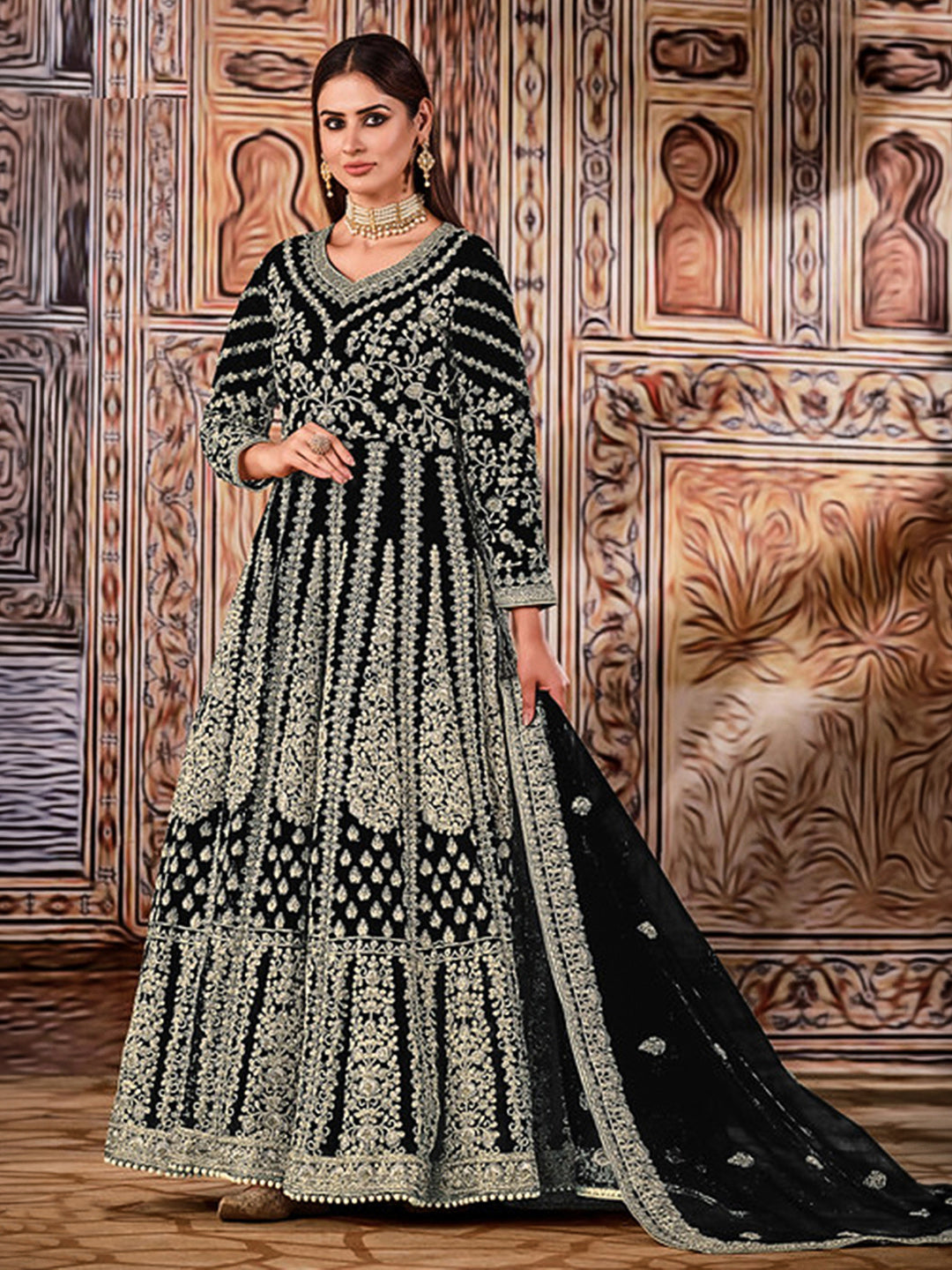 Black Net Embroidered Semi Stitched Anarkali Chudidar &amp; Dupatta