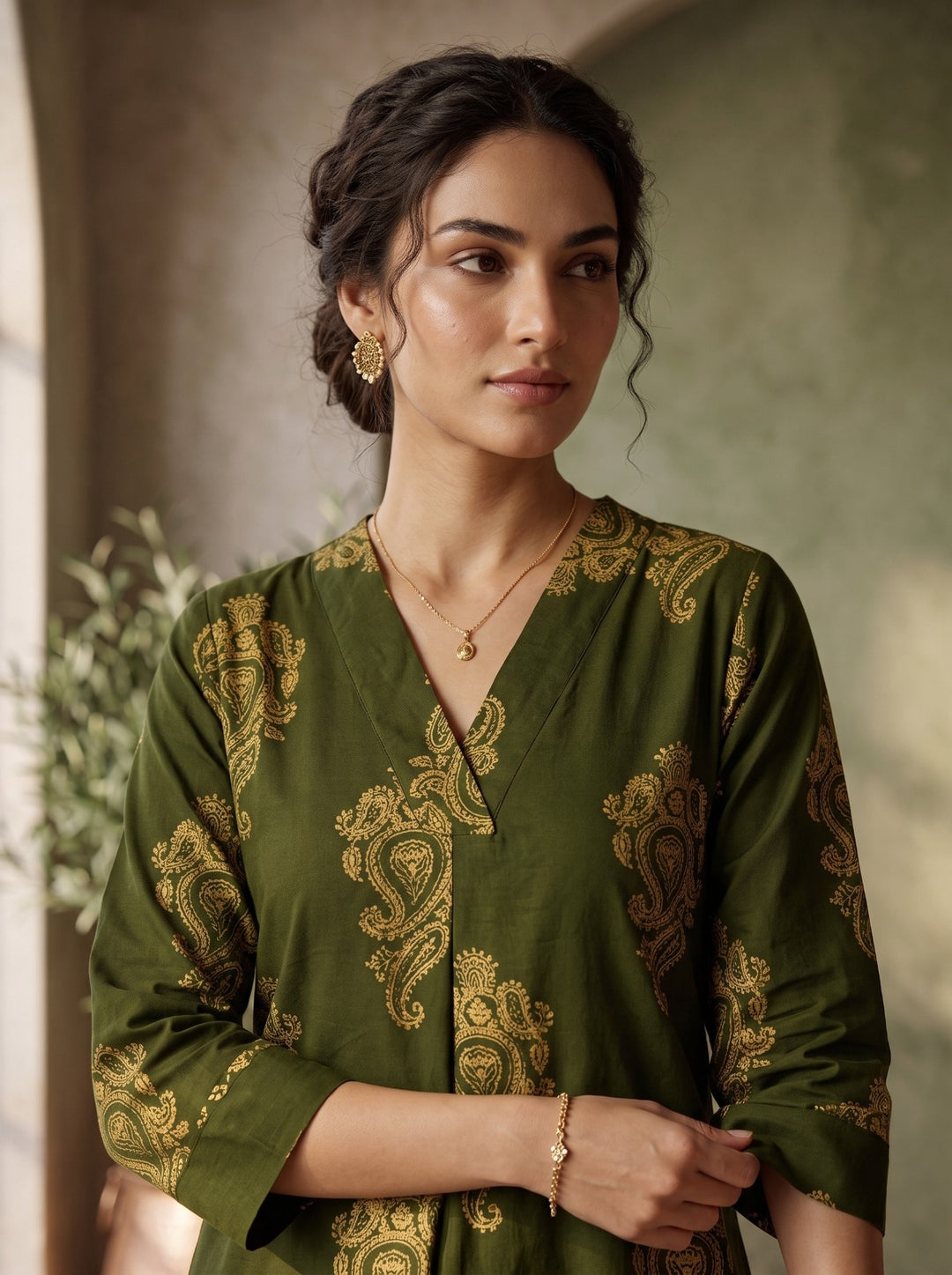 Green Printed Cotton Blend Kurta