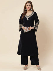 Zari Neck Embroidered Velvet Kurta With Palazzo