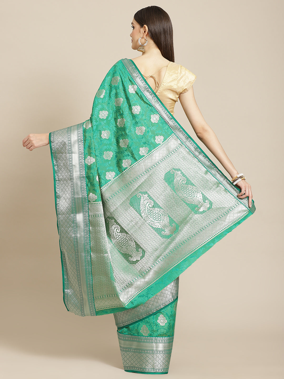 Zari Border Booti Art Handloom Woven Saree